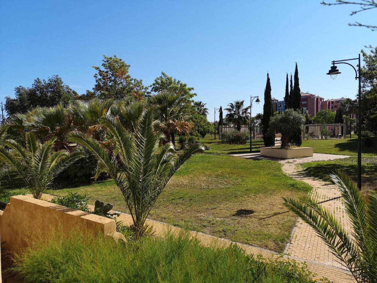 Jardines De Isla Canela, Planta Baja. Buitenkant foto